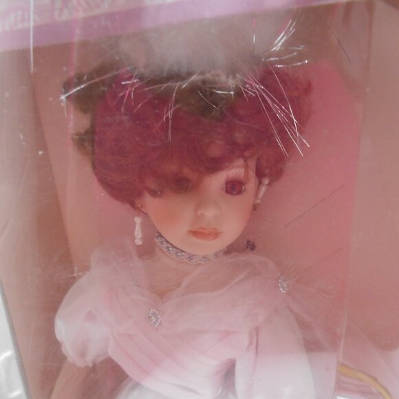 NIB COLLECTIBLE MEMORIES HAND CRAFTED PORCELAIN DOLL "GRACE" W/ COA & STAND 16" - Picture 1 of 12
